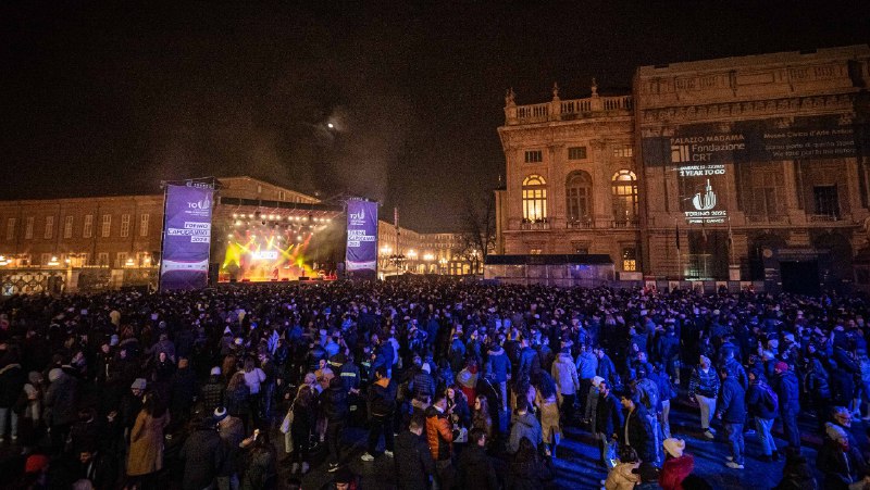 Torino festeggia il nuovo anno con …