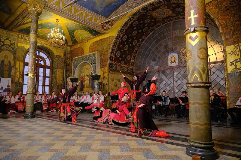 Der Sabbat im Kiewer Höhlenkloster geht …