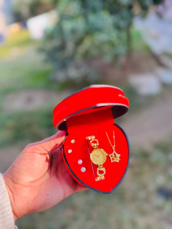 سوبر حلوة 💛✨