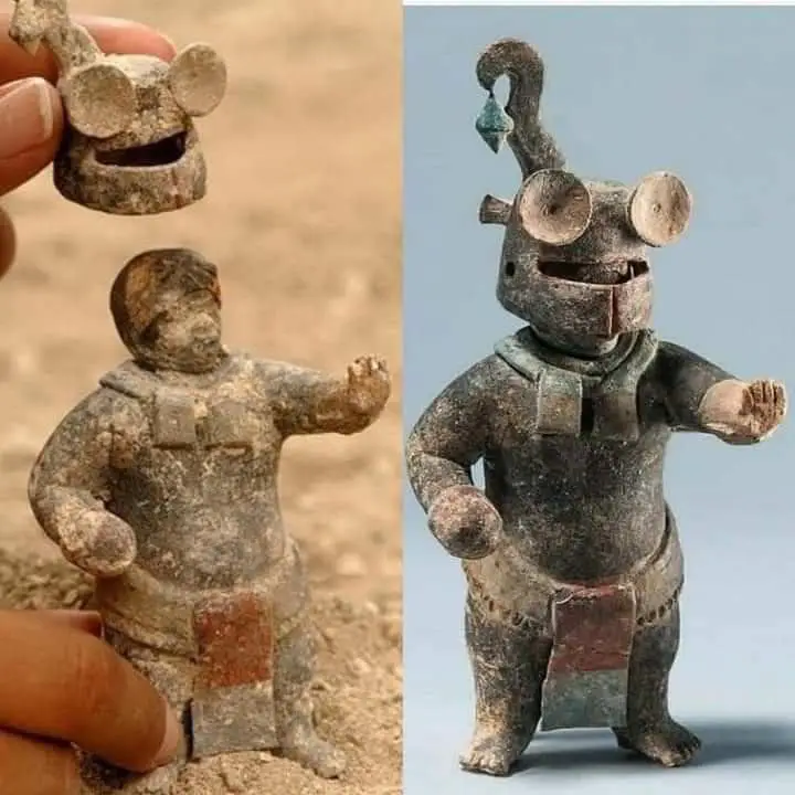 Figurina din ceramica cu casca detasabila …