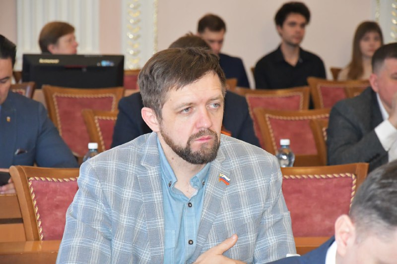 >Ворожко_Роман<