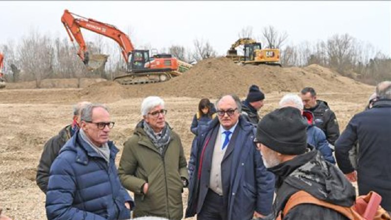 Lavori riduzione rischio idraulico foce fiume …