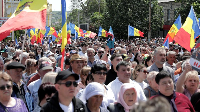 **Оппозиция Молдовы оспорит итоги выборов в …