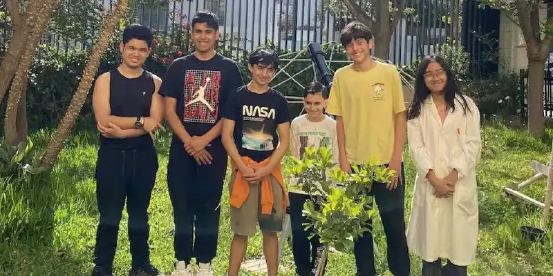 NIÑOS DE MARBELLA SORPRENDEN A LA NASA Y SON FELICITADOS