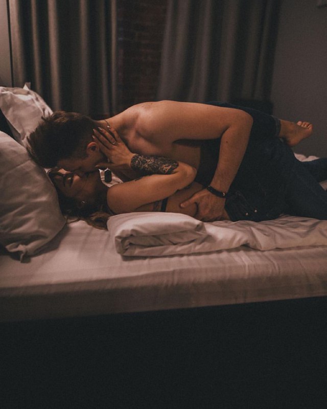 Hold me in your arms and …