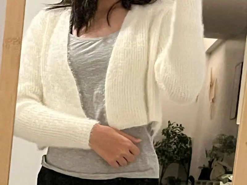 white cropped cardi thingy