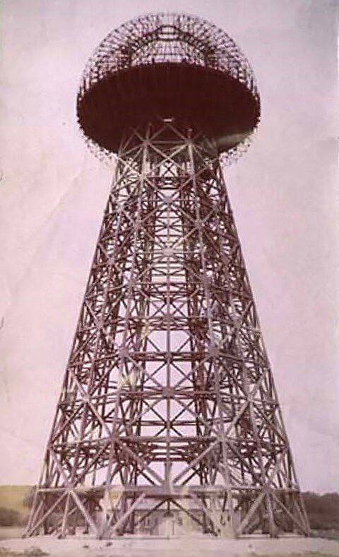 Nikola Tesla gelang es, den Wardenclyffe-Turm …