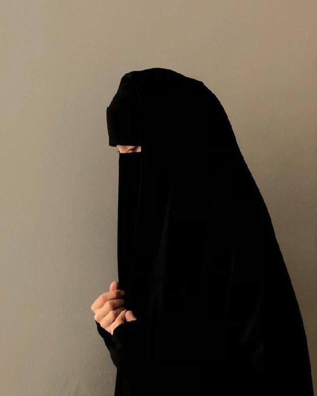الفتاة المؤمنة العفيفة حتى غير المؤمن …