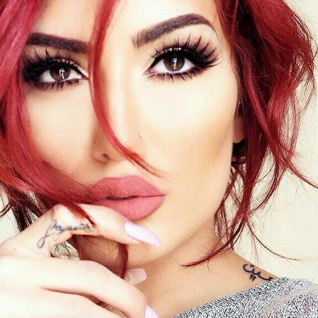 با خلق خدا چه