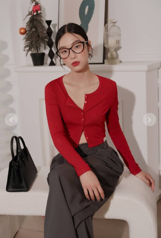 supergurl cyrus cardigan in red