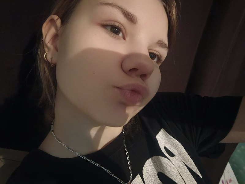 Карине в руки телефоны не давать,а …