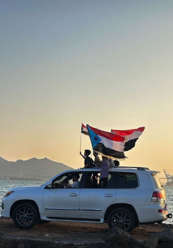 ـ هواجيس يافعيةة.