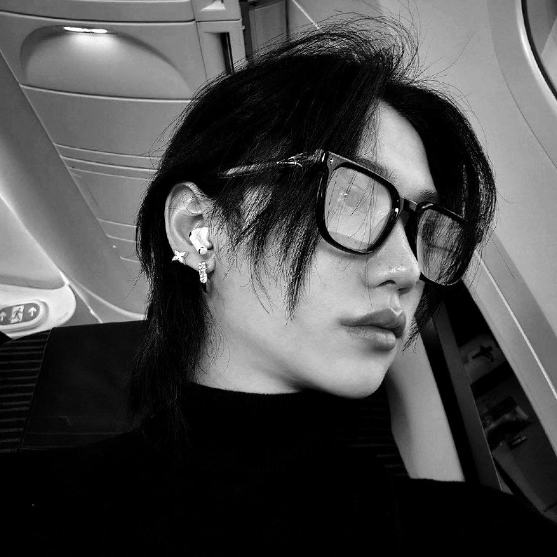ПЕРЕЕЗД Hwang Yeji