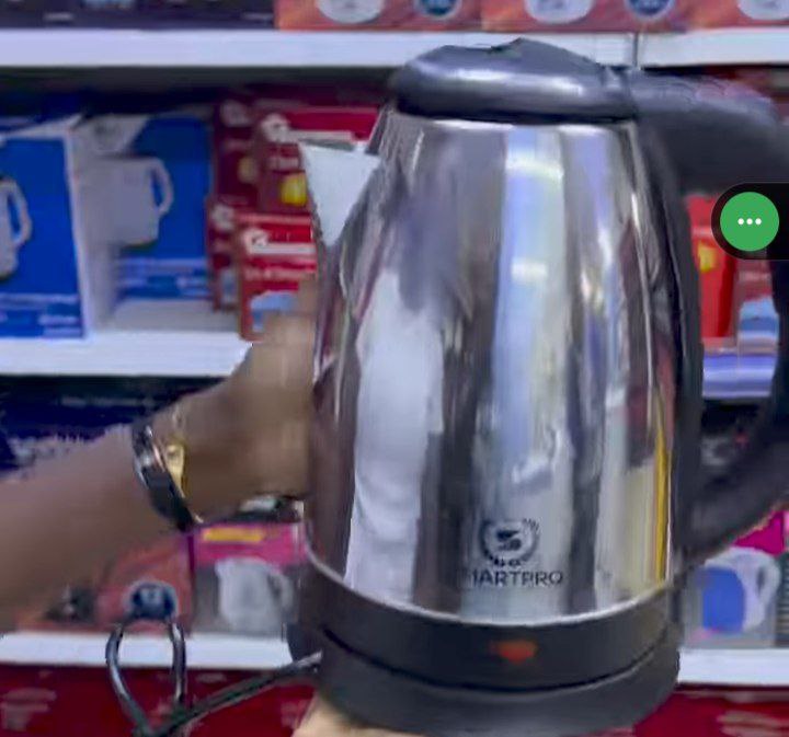 Electric kettle at 1500ksh