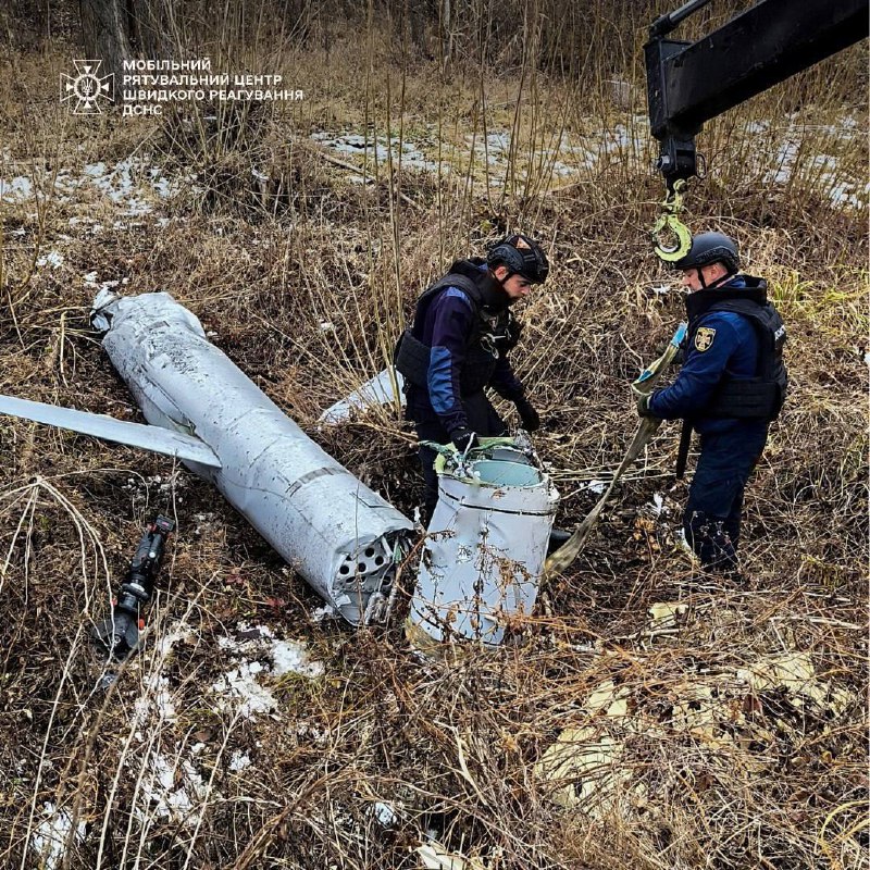 ***😰***Уламки російської ракети Х-55, знайдені в …