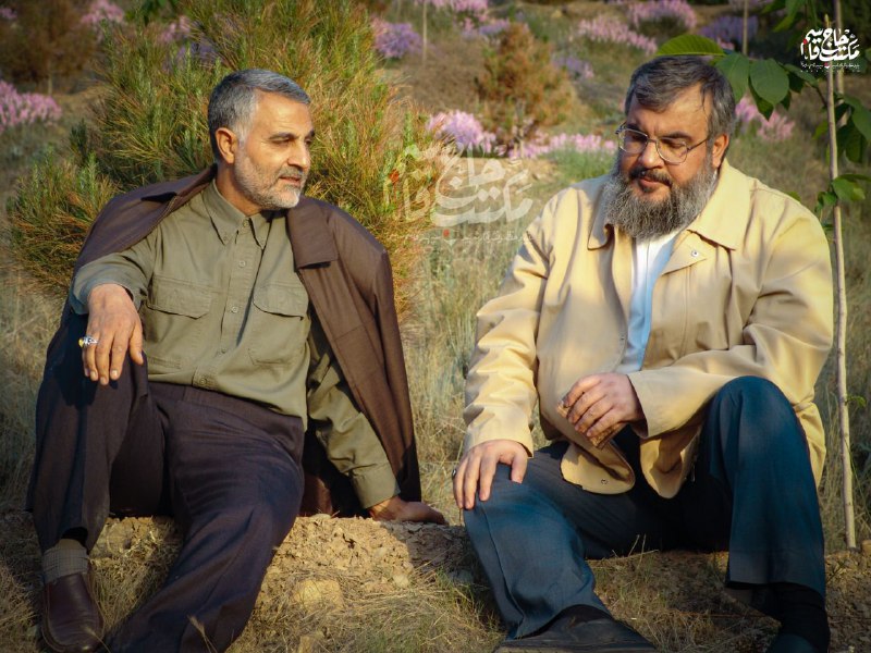 همچنان چشم به چشمانِ تو دارم …