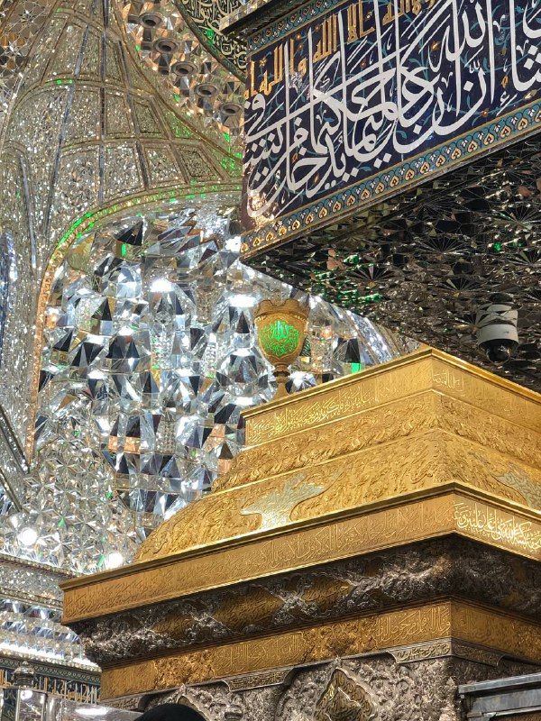 **منحتني مـن النُور ما يجعلني