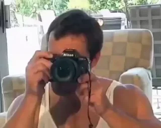 📷